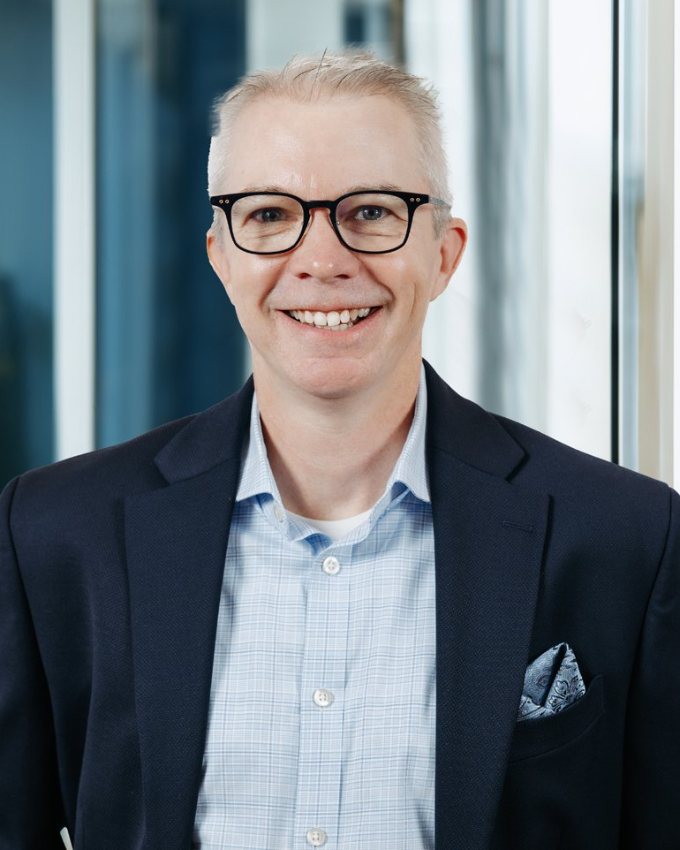 Portrait of Raymond Weatherby, fractional CHRO and people strategy advisor with SRV HR
